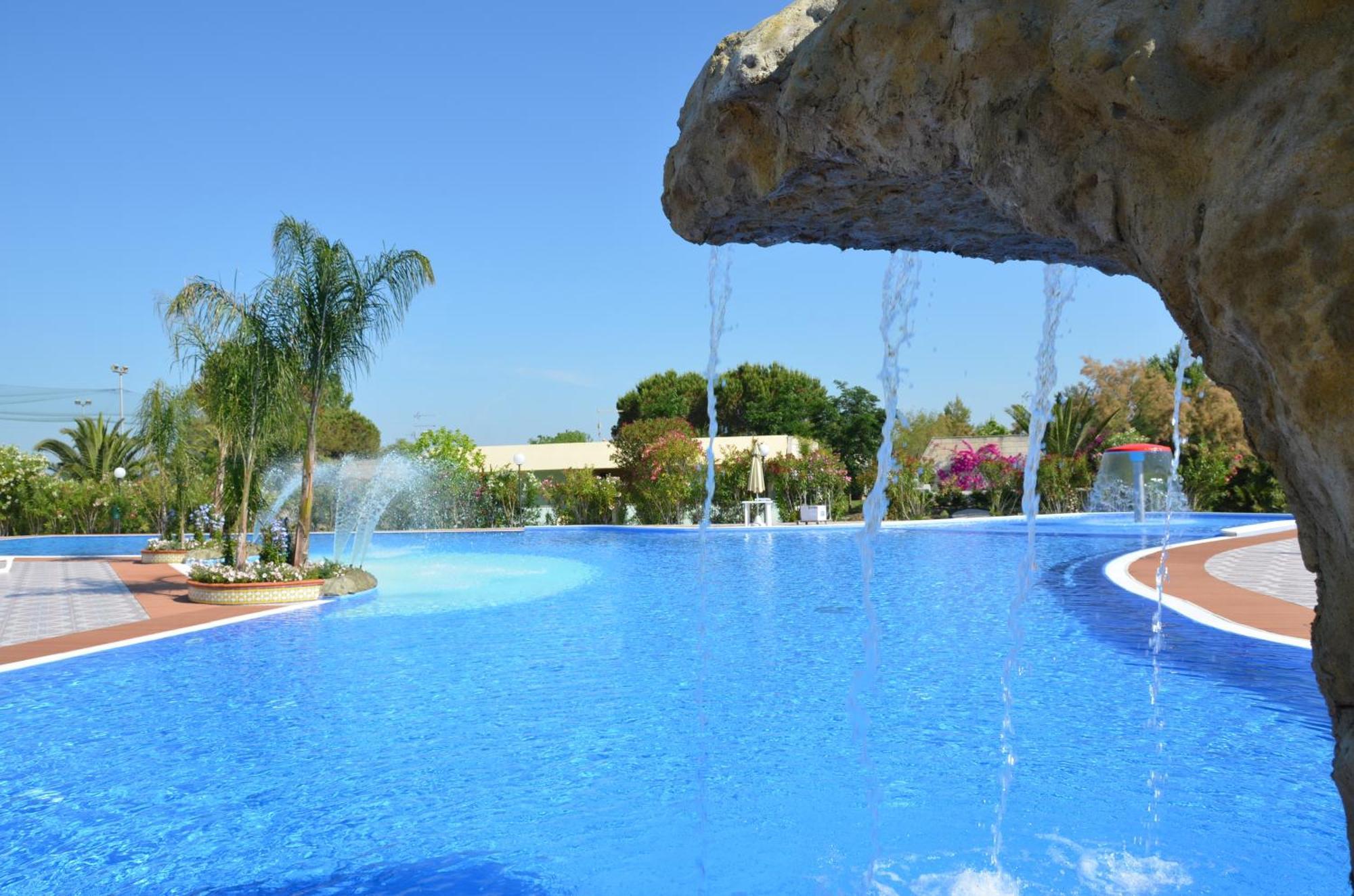 Alessidamo Club Metaponto Hotel Exterior photo