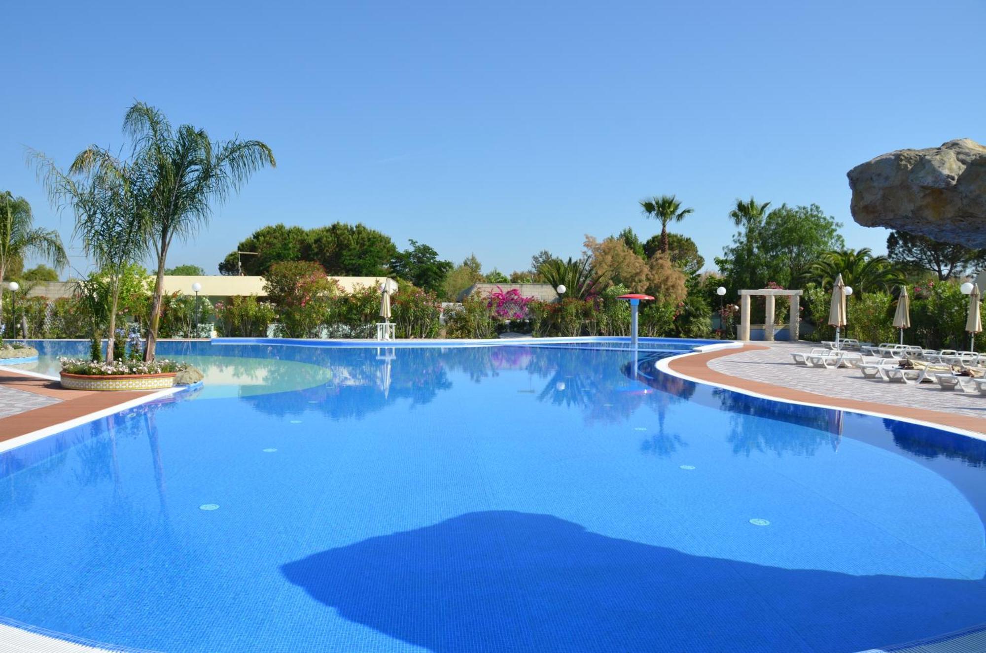 Alessidamo Club Metaponto Hotel Exterior photo